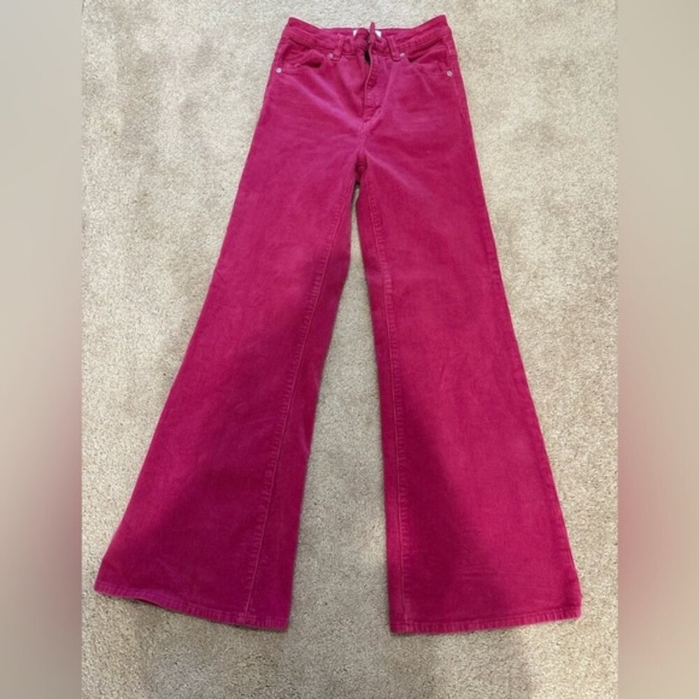 ROLLA’s high rise pink corduroy East Coast Crop flare 26